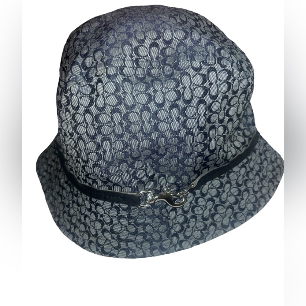 Pre owned COACH Bucket Hat